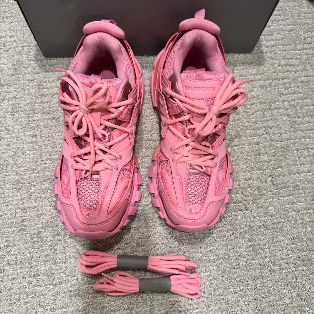 Balenciaga track sneakers pink